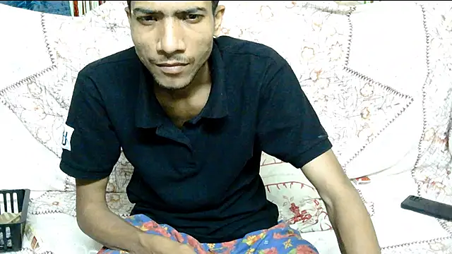 Snapshot of Alex_Suman25 chatting on 02.15.25 Alex Suman25 online show from 02.15.25