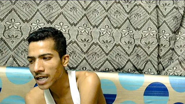 Snapshot of Alex_Suman25 chatting on 02.18.25 Alex Suman25 online show from 02.18.25