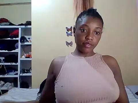 Snapshot of Zara_Twilight chatting on 10.29.25 Zara Twilight online show from 10.29.25