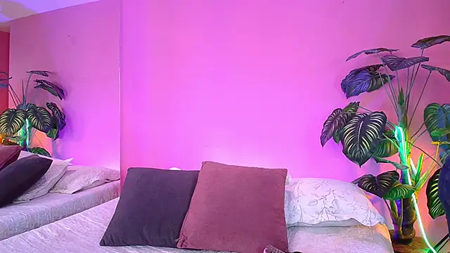 Snapshot of Nicolette_ks_ chatting on 12.06.24 Nicolette ks online show from 12.06.24