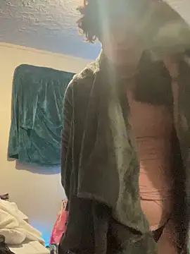 Snapshot of sum1betterthanmost chatting on 03.13.25 sum1betterthanmost online show from 03.13.25