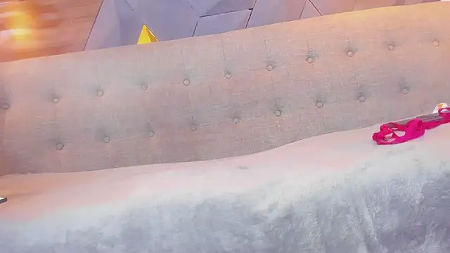 Snapshot of sarah_banks1 chatting on 01.28.25 sarah banks1 online show from 01.28.25