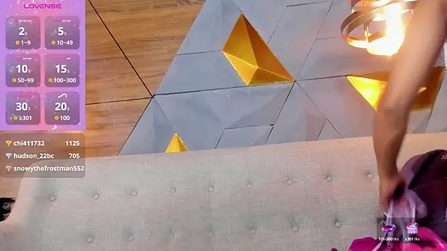 Snapshot of sarah_banks1 chatting on 02.03.25 sarah banks1 online show from 02.03.25