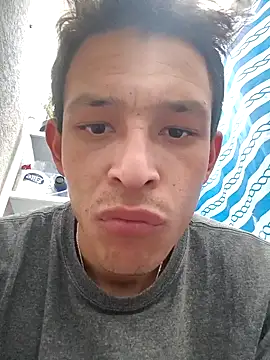 Snapshot of Leonul chatting on 12.28.24 Leonul online show from 12.28.24