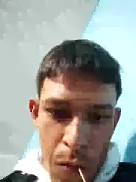 Snapshot of Leonul chatting on 01.22.25 Leonul online show from 01.22.25