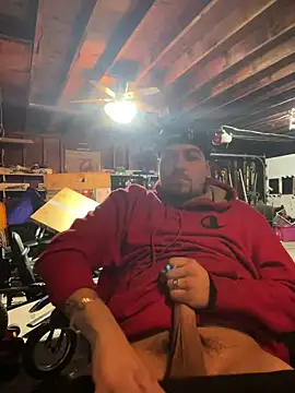 Snapshot of joeycbigcock chatting on 01.12.25 joeycbigcock online show from 01.12.25