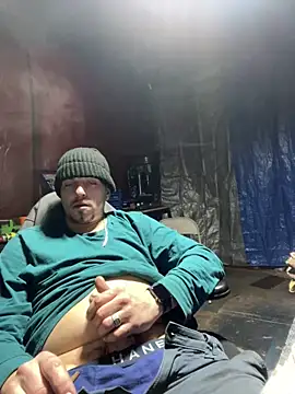 Snapshot of joeycbigcock chatting on 03.10.25 joeycbigcock online show from 03.10.25