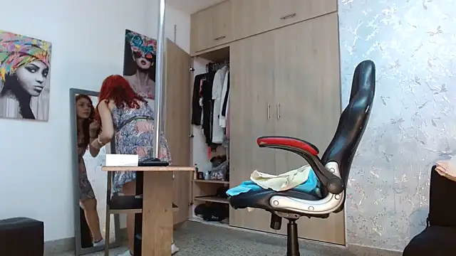 Samantabrown  online show from 03.20.25