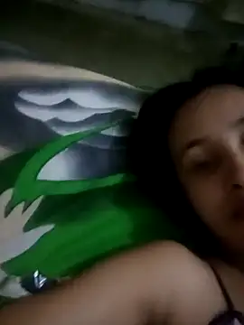 Snapshot of The-quee22 chatting on 12.16.24 The-quee22 online show from 12.16.24