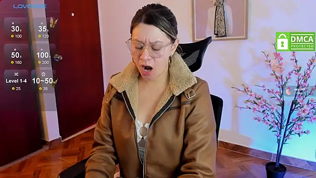 Chanelll Taylorr  online show from 01.16.25