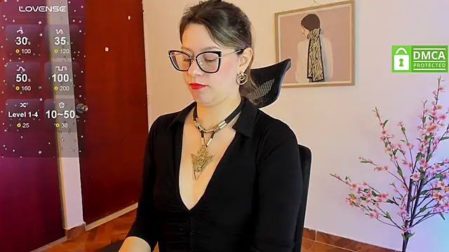 Chanelll Taylorr  online show from 02.02.25