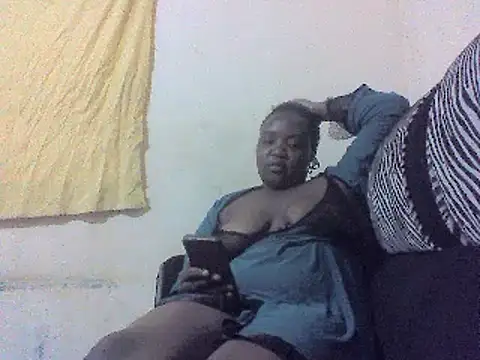 Snapshot of Pretty_kellyn chatting on 01.20.25 Pretty kellyn online show from 01.20.25