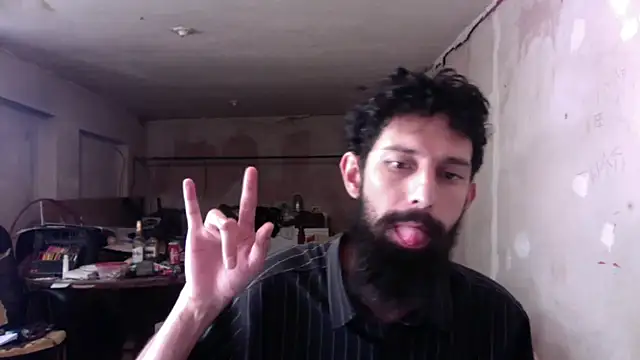 Snapshot of LoretoMx chatting on 09.23.25 LoretoMx online show from 09.23.25