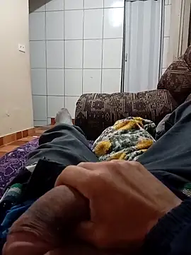 viciadoemsexo10 online show from 10.29.25