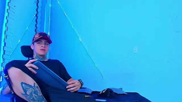 HOT boy2025 online show from 10.07.25