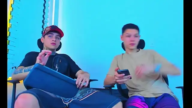 HOT boy2025 online show from 11.25.25