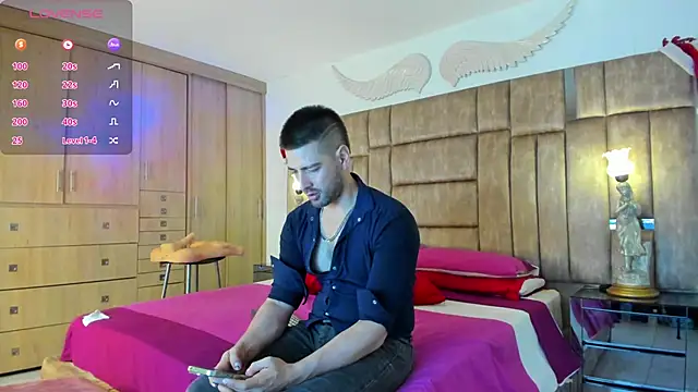 petterwilly1 online show from 12.18.24