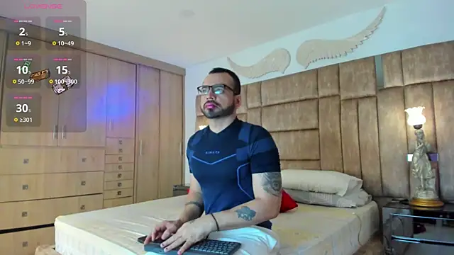 petterwilly1 online show from 09.22.25