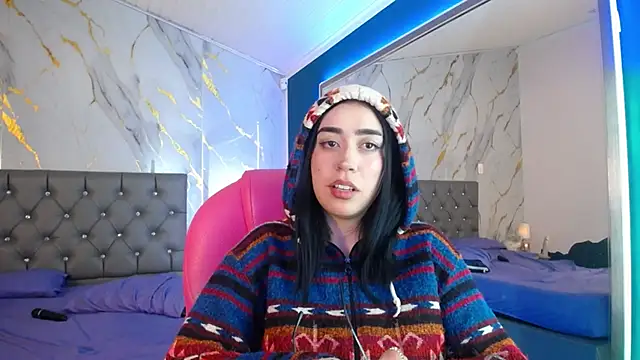 Snapshot of Julieta_De_Los_Angeles chatting on 02.26.25 Julieta De Los Angeles online show from 02.26.25