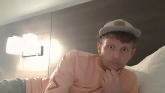 Snapshot of straightforward2324 chatting on 10.30.25 straightforward2324 online show from 10.30.25