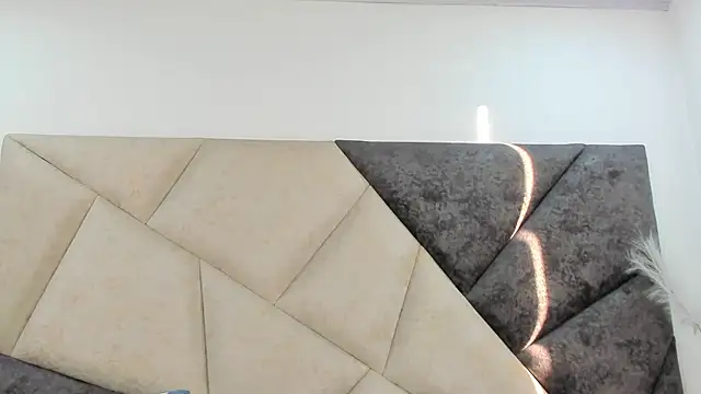 Snapshot of BarbaraKnox_ chatting on 12.02.24 BarbaraKnox online show from 12.02.24