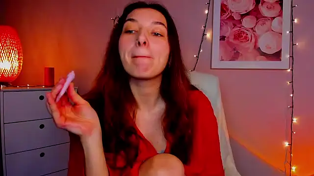 Snapshot of Meagn_Extasy chatting on 02.05.25 Meagn Extasy online show from 02.05.25