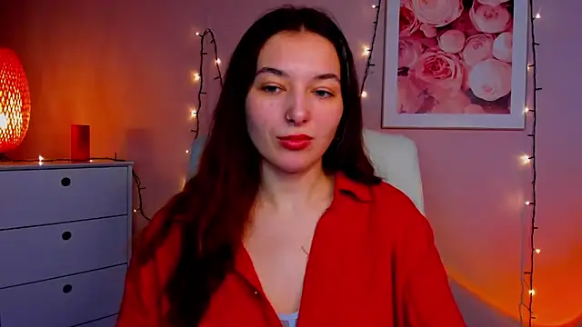 Snapshot of Meagn_Extasy chatting on 02.05.25 Meagn Extasy online show from 02.05.25