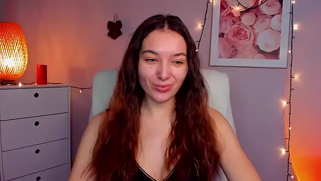 Snapshot of Meagn_Extasy chatting on 02.16.25 Meagn Extasy online show from 02.16.25