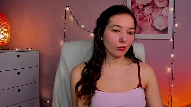 Snapshot of Meagn_Extasy chatting on 03.21.25 Meagn Extasy online show from 03.21.25