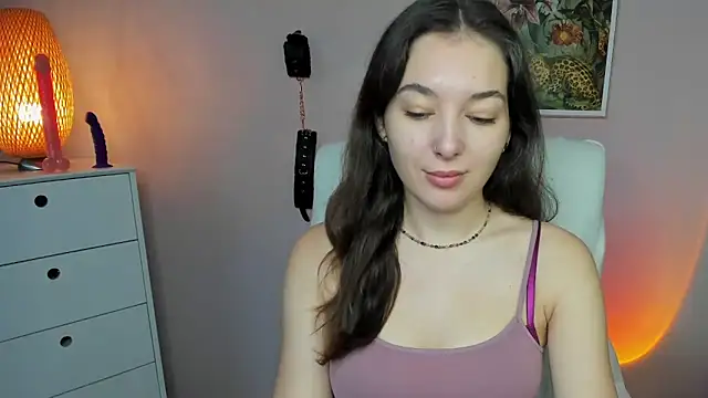 Snapshot of Meagn_Extasy chatting on 09.18.25 Meagn Extasy online show from 09.18.25