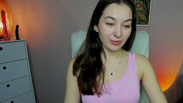 Snapshot of Meagn_Extasy chatting on 10.01.25 Meagn Extasy online show from 10.01.25