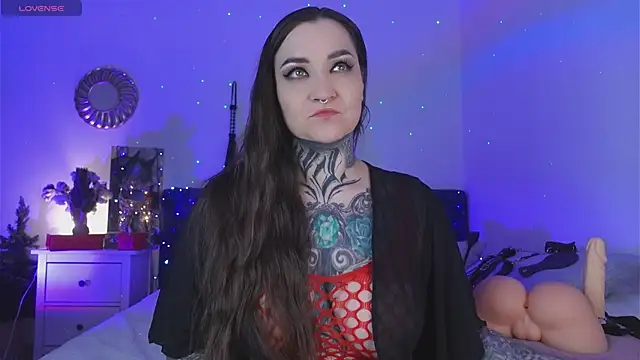 Snapshot of SindelDark chatting on 12.09.24 SindelDark online show from 12.09.24