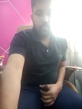 Snapshot of zakly69 chatting on 11.04.25 zakly69 online show from 11.04.25