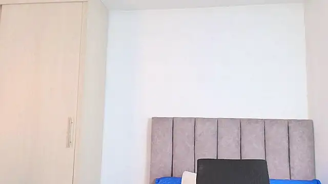 karina lewis  online show from 01.20.25