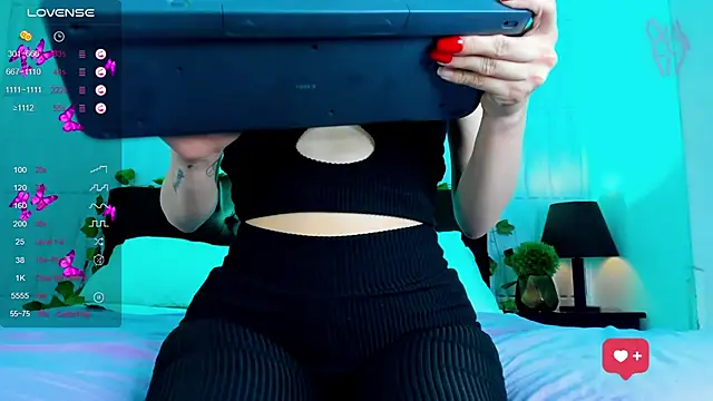 Snapshot of Staicy_Nasty chatting on 02.17.25 Staicy Nasty online show from 02.17.25