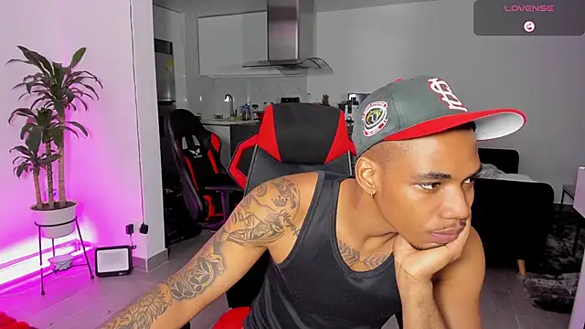 TROYWESLY- online show from 11.05.25