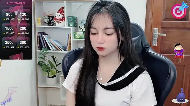 Snapshot of _Nana_20 chatting on 02.21.25 Nana 20 online show from 02.21.25