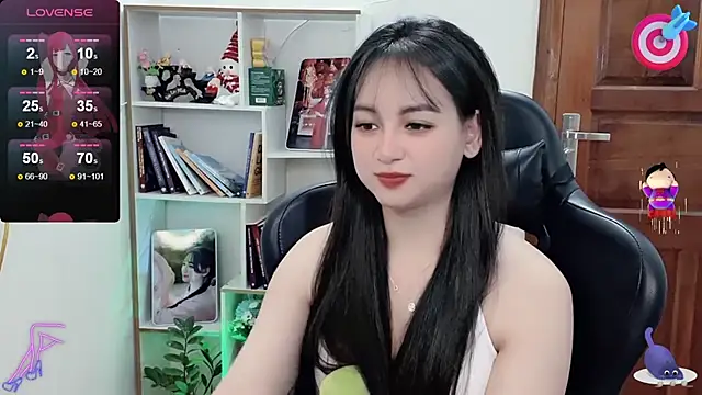 Snapshot of _Nana_20 chatting on 02.25.25 Nana 20 online show from 02.25.25