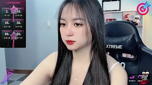 Snapshot of _Nana_20 chatting on 03.18.25 Nana 20 online show from 03.18.25