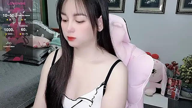 Snapshot of _Nana_20 chatting on 10.04.25 Nana 20 online show from 10.04.25