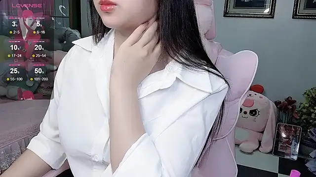 Snapshot of _Nana_20 chatting on 10.06.25 Nana 20 online show from 10.06.25
