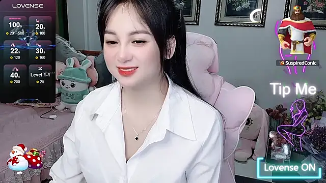 Snapshot of _Nana_20 chatting on 10.12.25 Nana 20 online show from 10.12.25