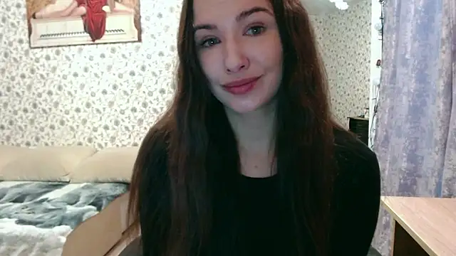 Snapshot of RosieRosa chatting on 09.17.25 RosieRosa online show from 09.17.25