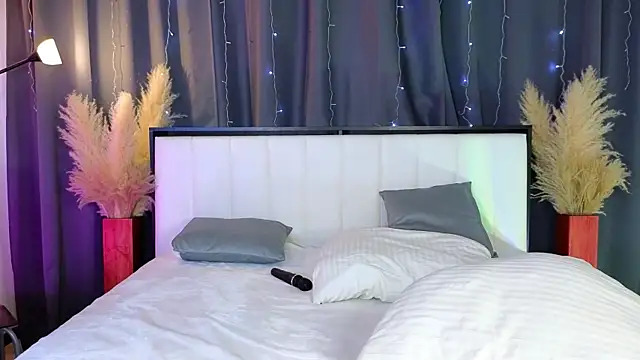 AlexaLenee online show from 02.25.25