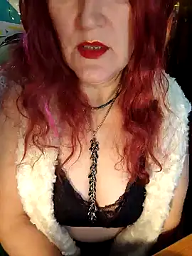 Snapshot of SabrinaXlovess chatting on 12.04.24 SabrinaXlovess online show from 12.04.24