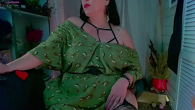 Snapshot of _Cloud_Atlas_ chatting on 02.14.25 Cloud Atlas online show from 02.14.25