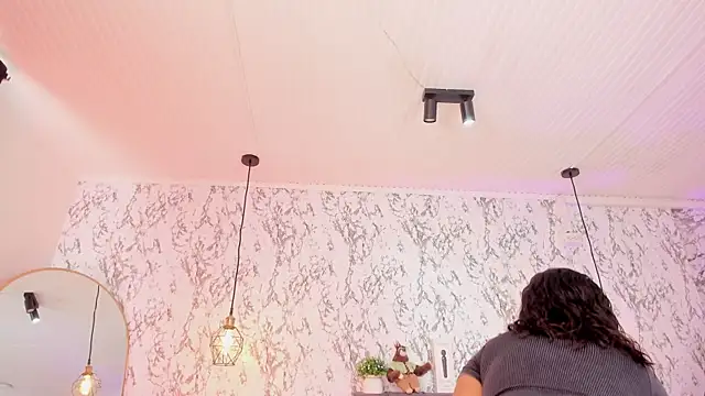 aihnoa split online show from 11.26.25