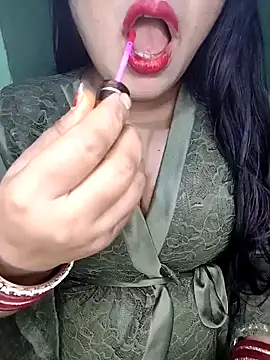 Snapshot of Pratibha_ji chatting on 01.11.25 Pratibha ji online show from 01.11.25