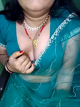 Snapshot of Pratibha_ji chatting on 03.07.25 Pratibha ji online show from 03.07.25
