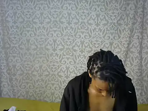 Snapshot of StarBarbiee chatting on 11.26.25 StarBarbiee online show from 11.26.25